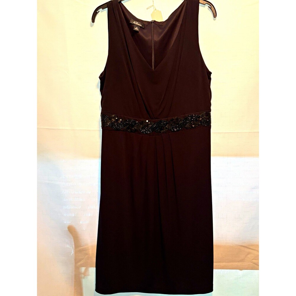 AGB Dress Brown Chiffon V-Neck Sleeveless Beaded Sequin Waist Sheath 16